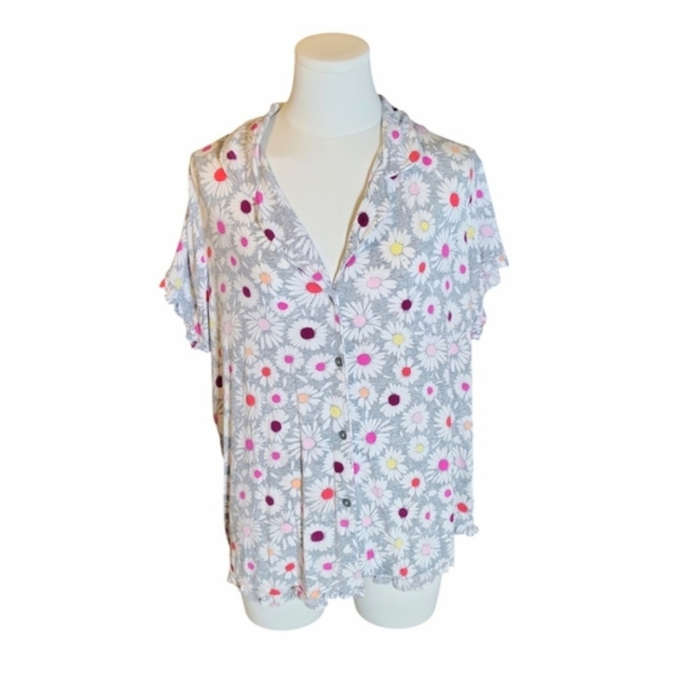 Joyspun Super Soft Gray and Pink Daisy Floral Button Down Shirt Size Large